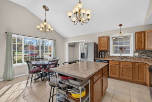 15 Memory Ln, Loudon, NH 03307, USA Photo 3