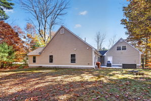15 Memory Ln, Loudon, NH 03307, USA Photo 27