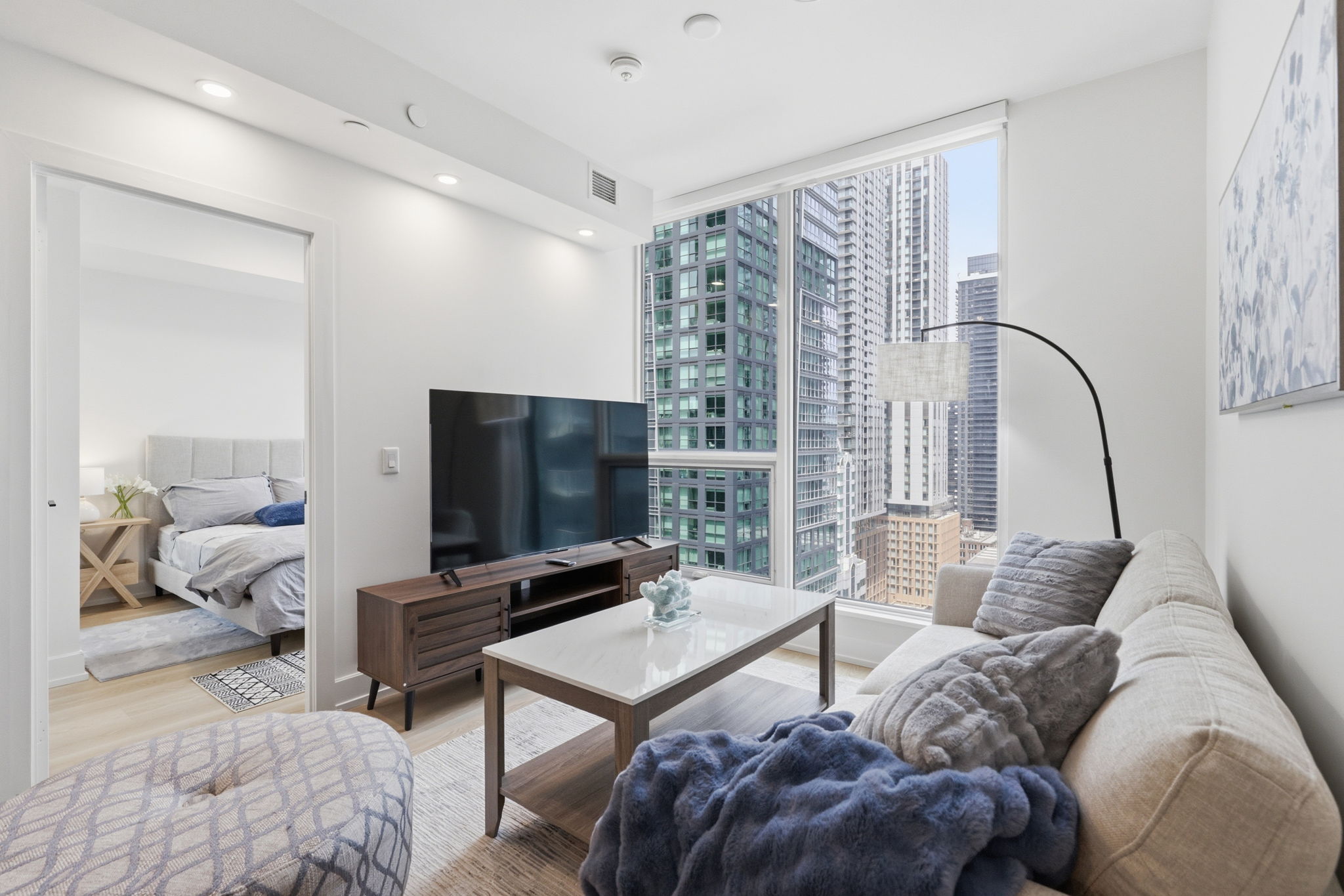 Property in Toronto — delivered property photograph 8