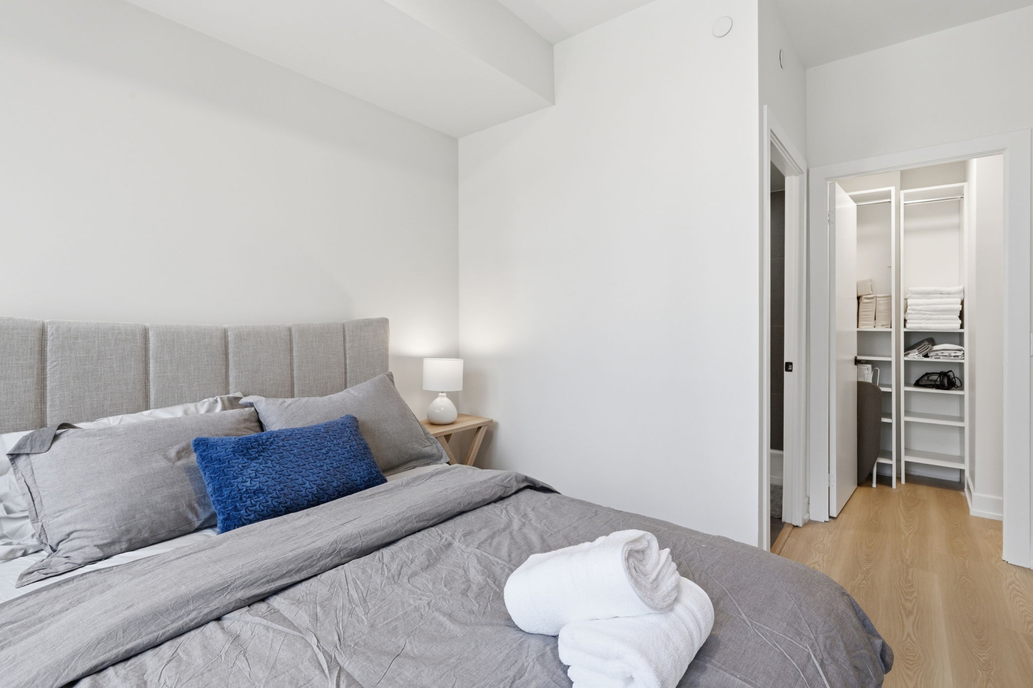 Property in Toronto — delivered property photograph 16