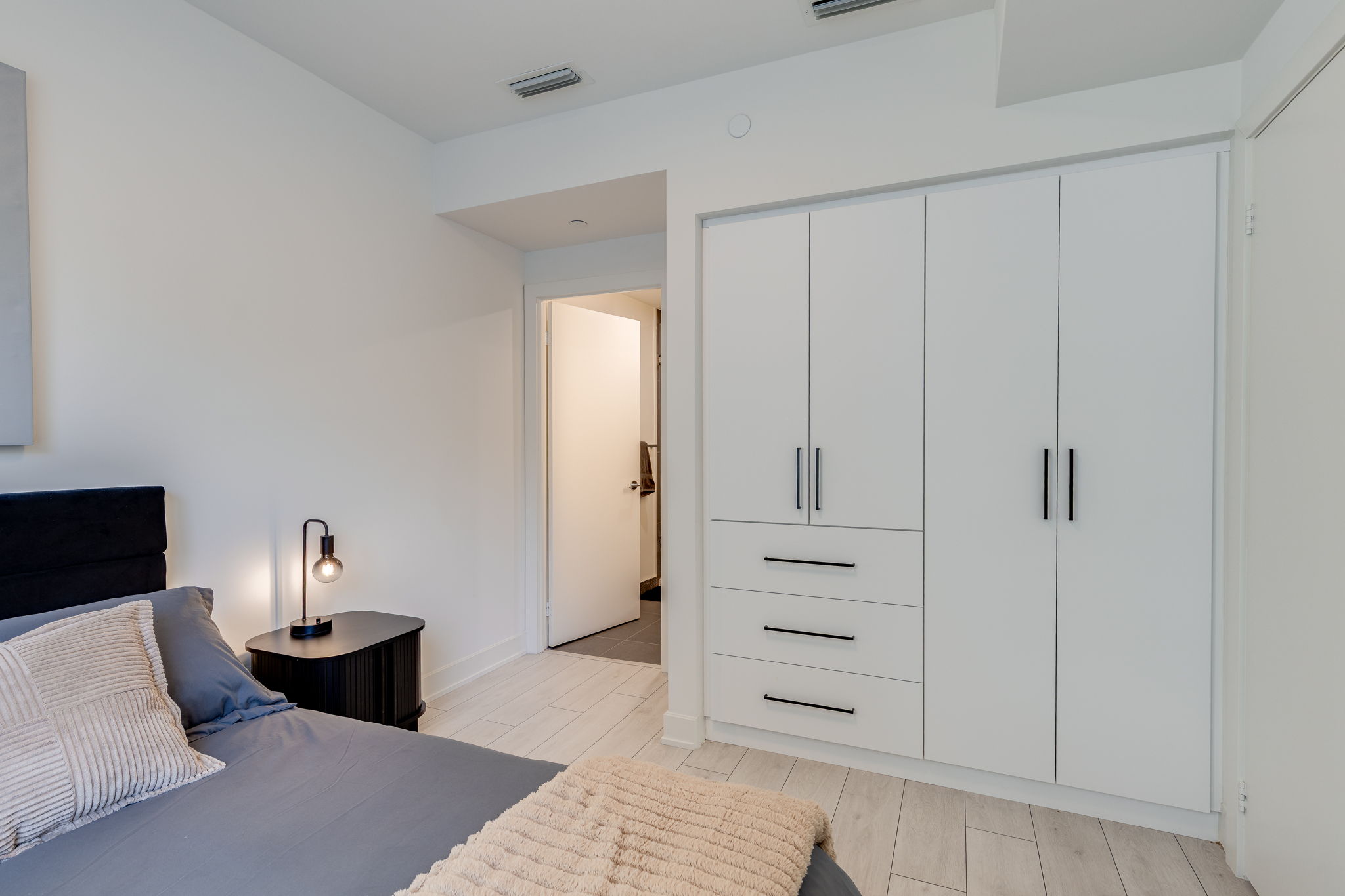 Toronto property showcase — delivered property photograph 22