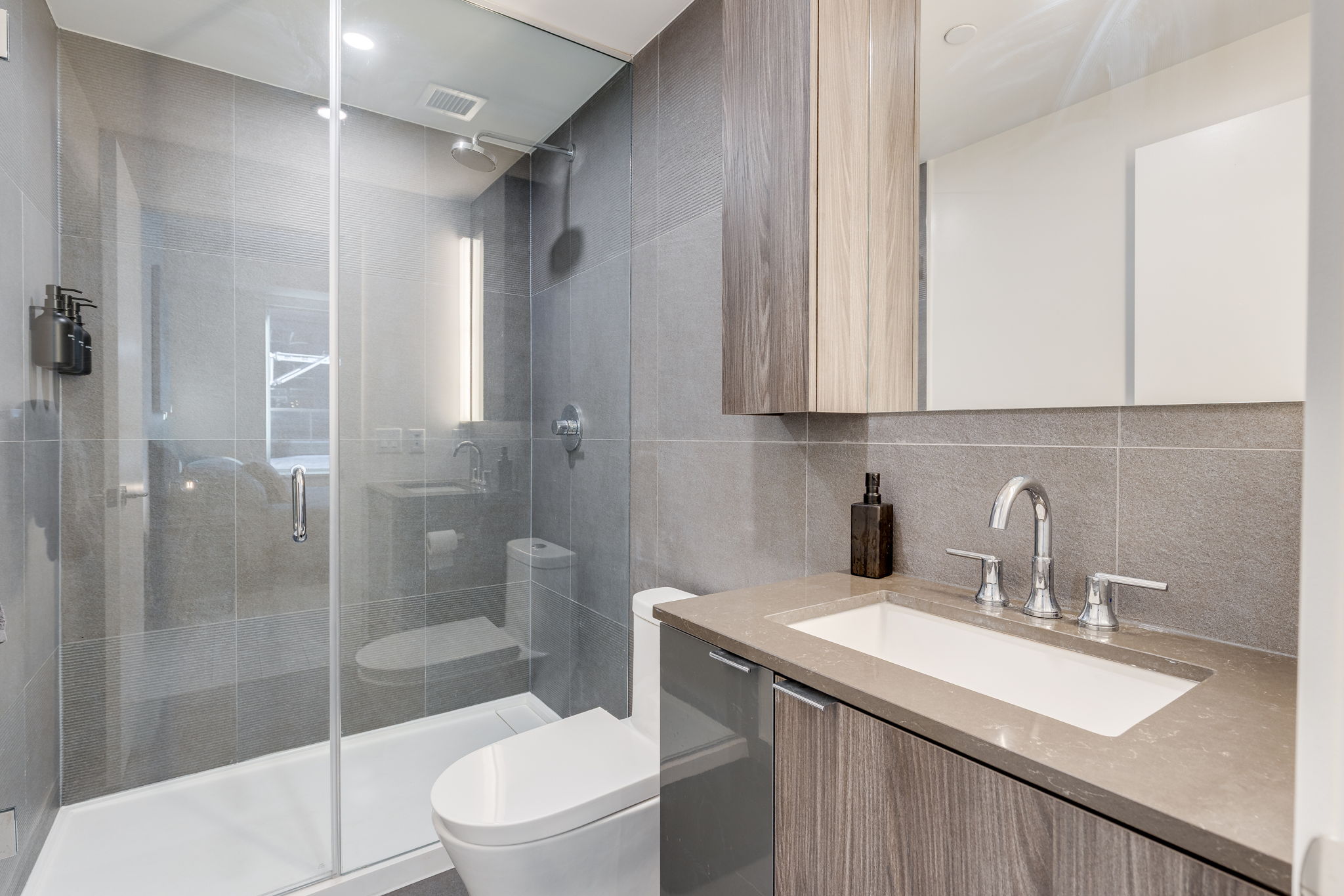 Toronto property showcase — delivered property photograph 23