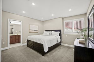 Bedroom En suite ll