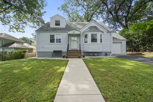  Photo 0