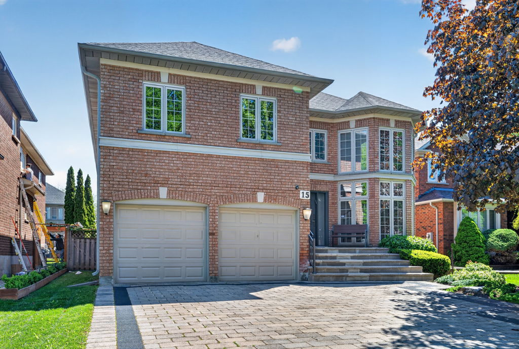 15 Palmerston Dr