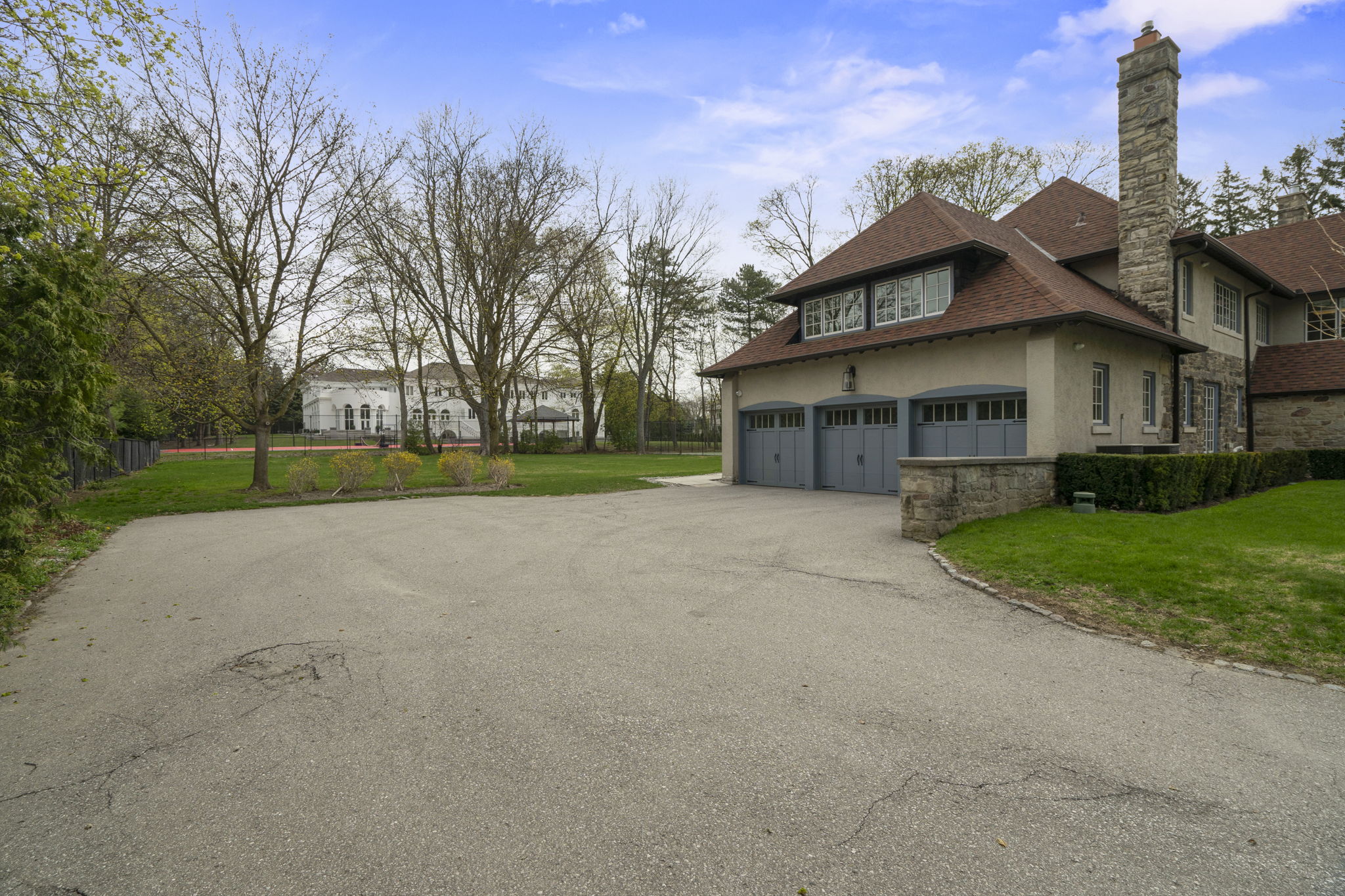 15 Park Ln Cir