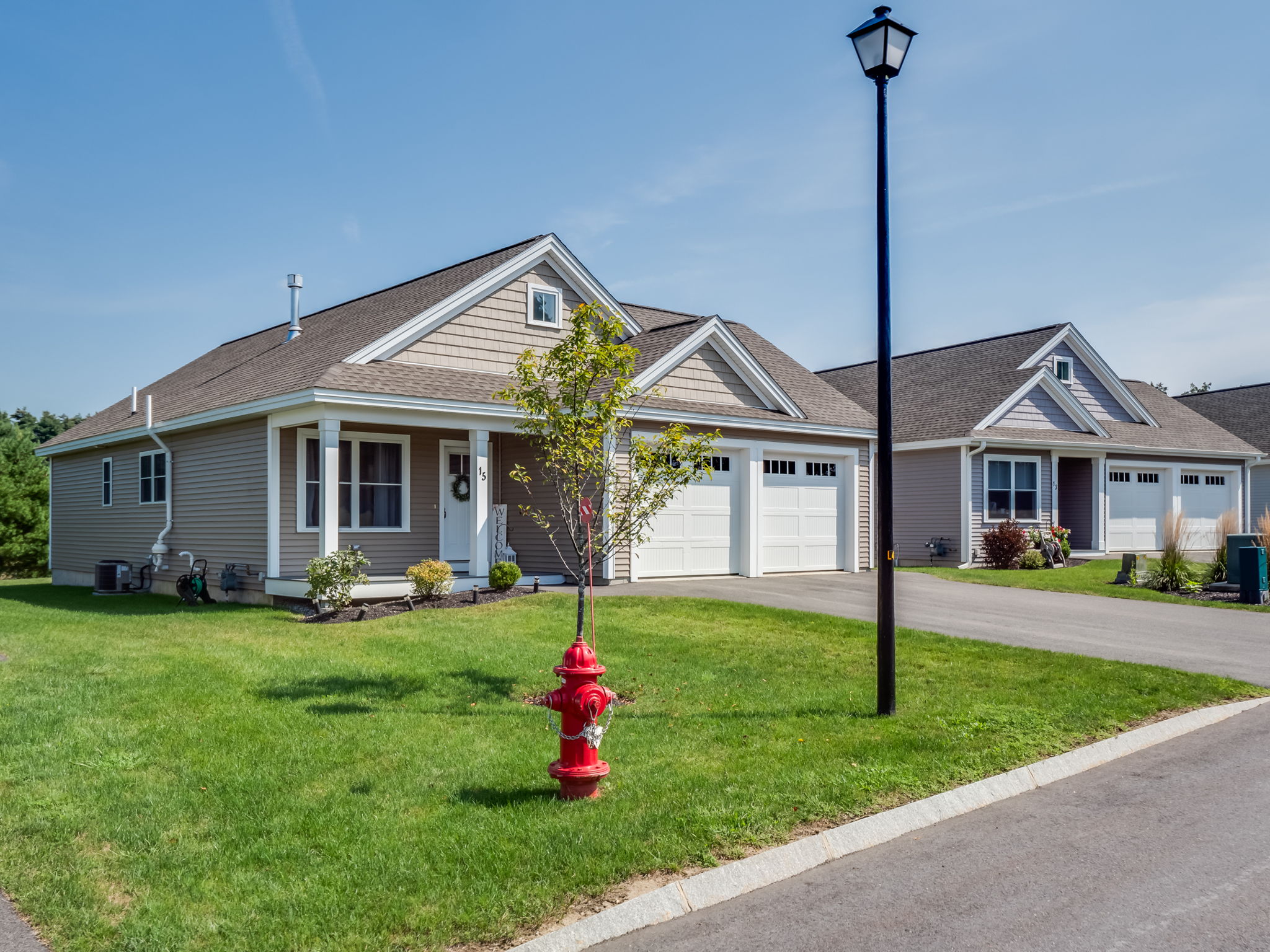 15 Pasture Ln Nashua NH-34