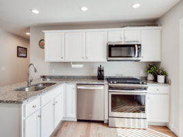 15 Pasture Ln Nashua NH-32