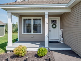 15 Pasture Ln Nashua NH-33