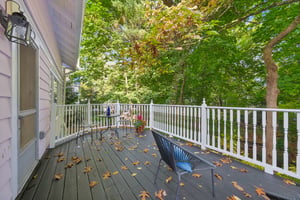 YOUR DAILY DOSE OF OUTSIDE. Breakfast on the deck, a little afternoon reading, dinner as the light softens. Time outdoors is easy to make part of the day when it begins right here.