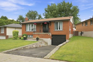  Photo 0