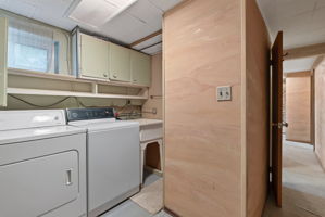  Photo 30