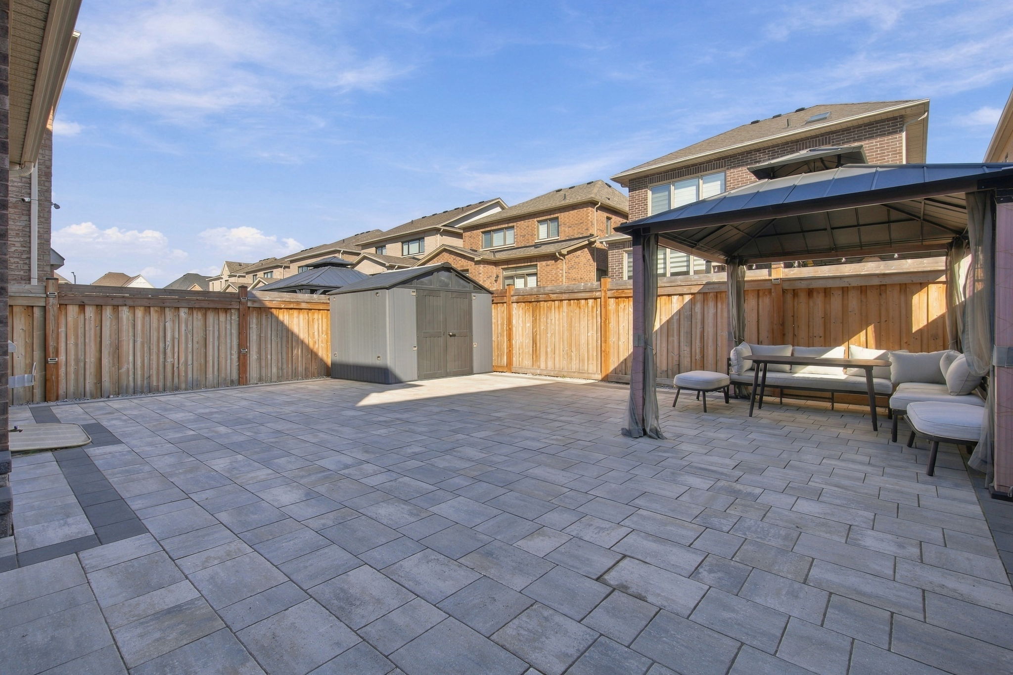  Photo 38
