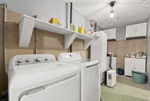 Photo 46