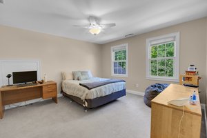  Photo 46