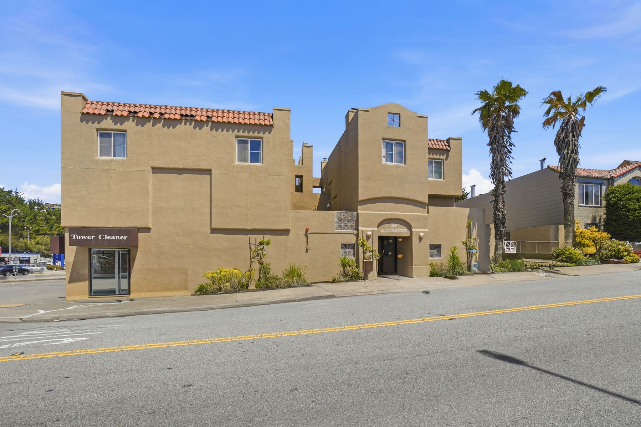 002_f8_15 Teresita Blvd unit 12