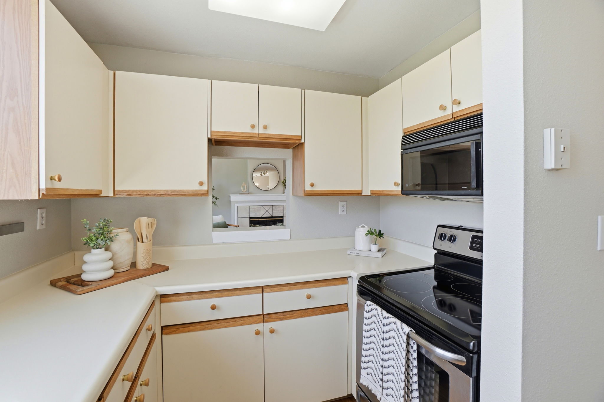018_f8_15 Teresita Blvd unit 12