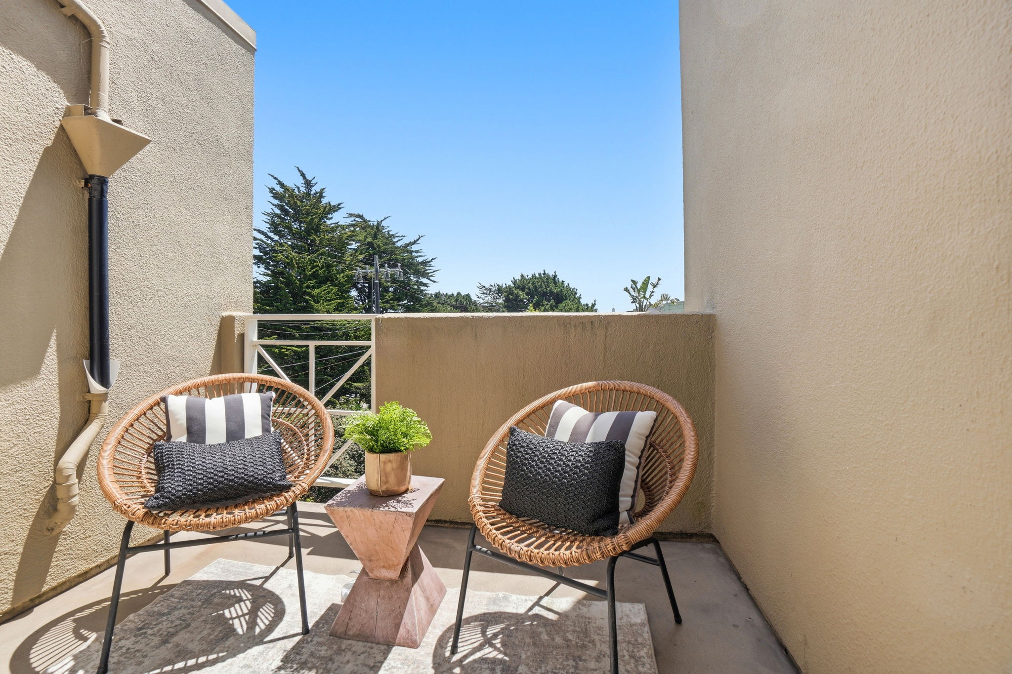 030_f8_15 Teresita Blvd unit 12