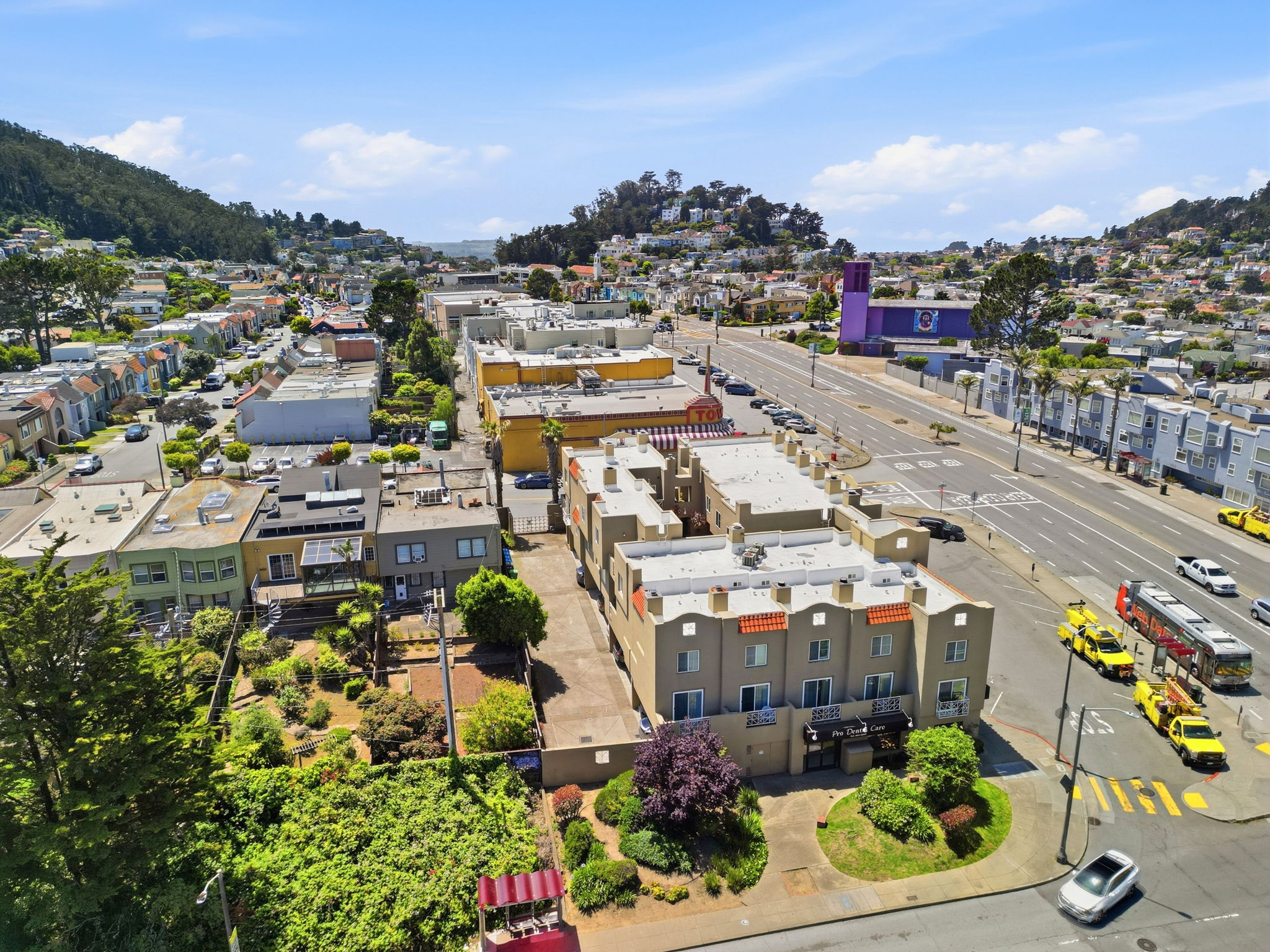 006_f8_AERIAL_15 Teresita Blvd unit 12