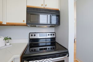 020_f8_15 Teresita Blvd unit 12
