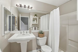 028_f8_15 Teresita Blvd unit 12