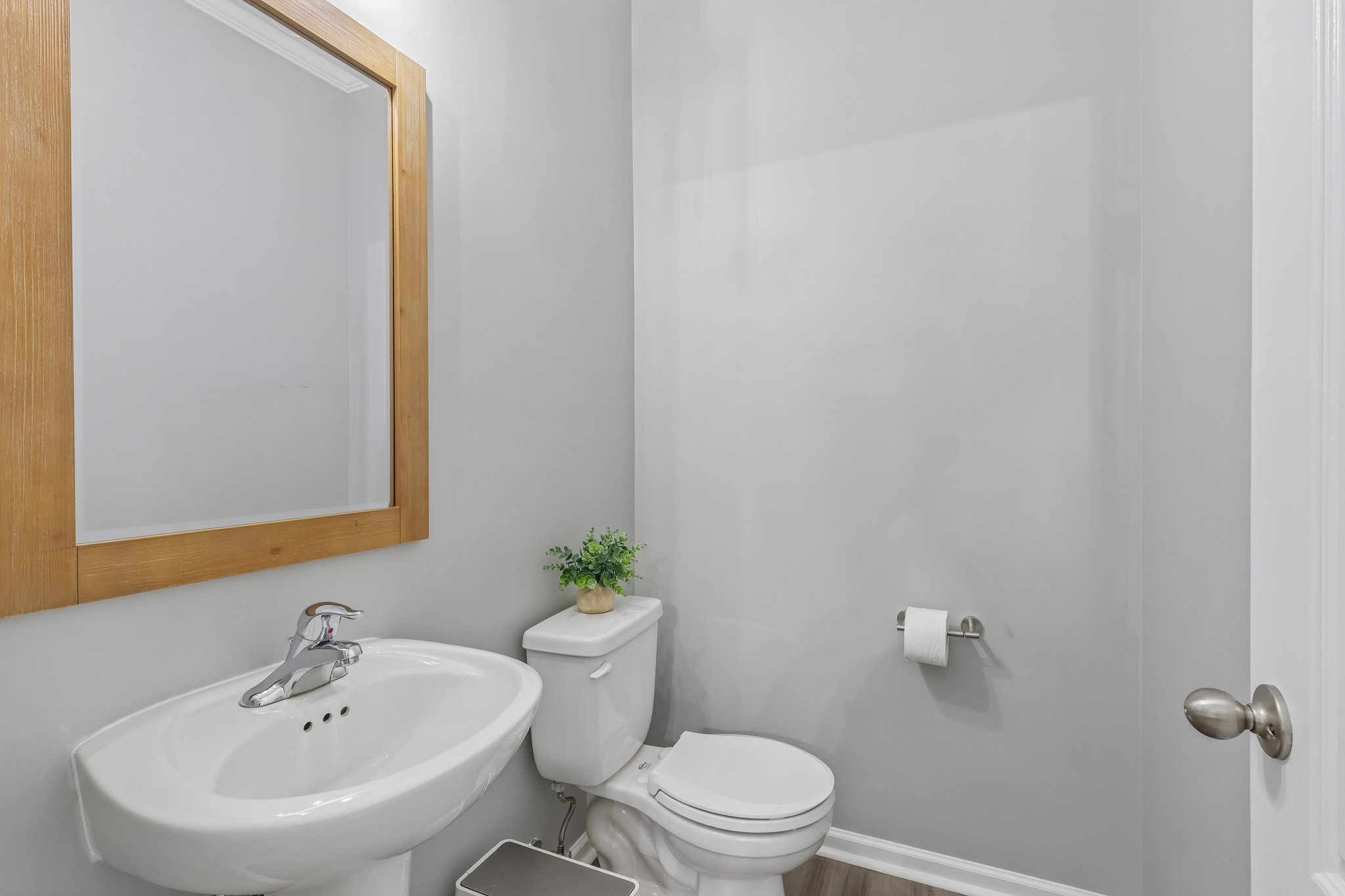 Truman Cir-S1107-033.jpg