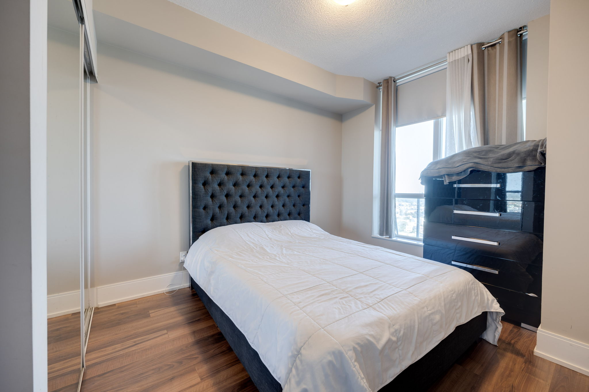 Toronto property showcase — delivered property photograph 10