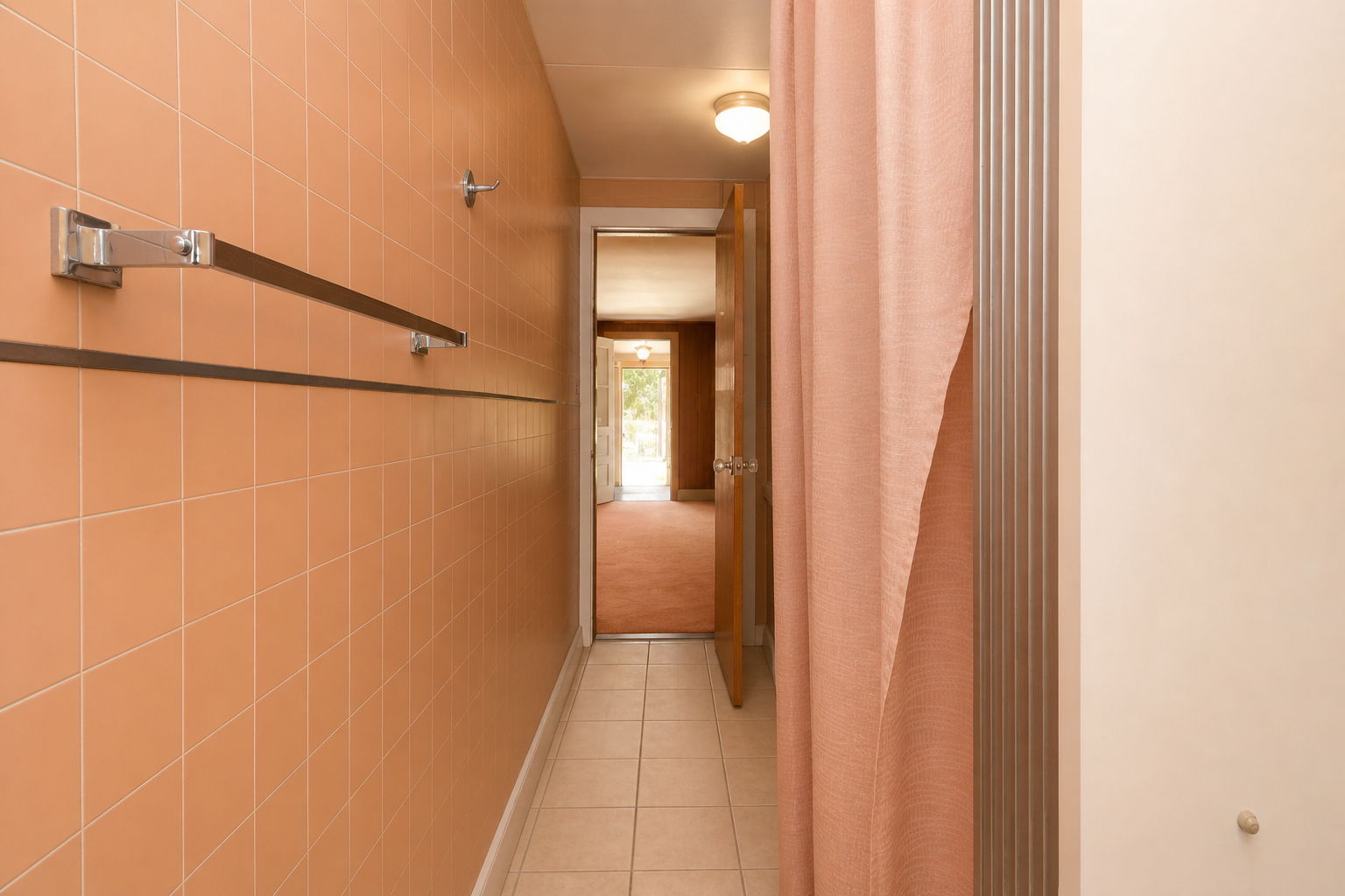  Photo 33