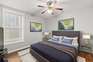 6K1A5899 virtually staged.jpeg