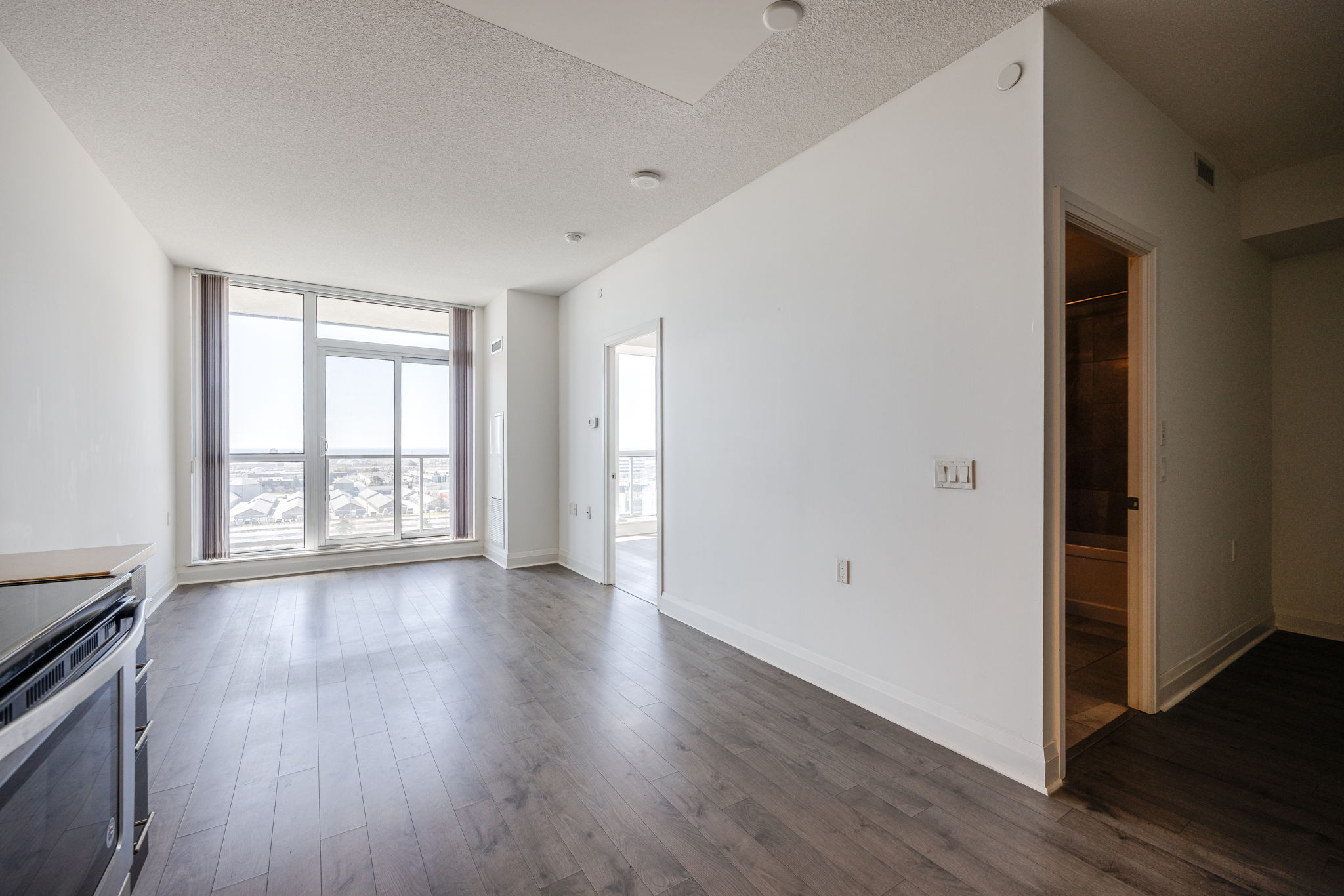 Toronto property showcase — delivered property photograph 9