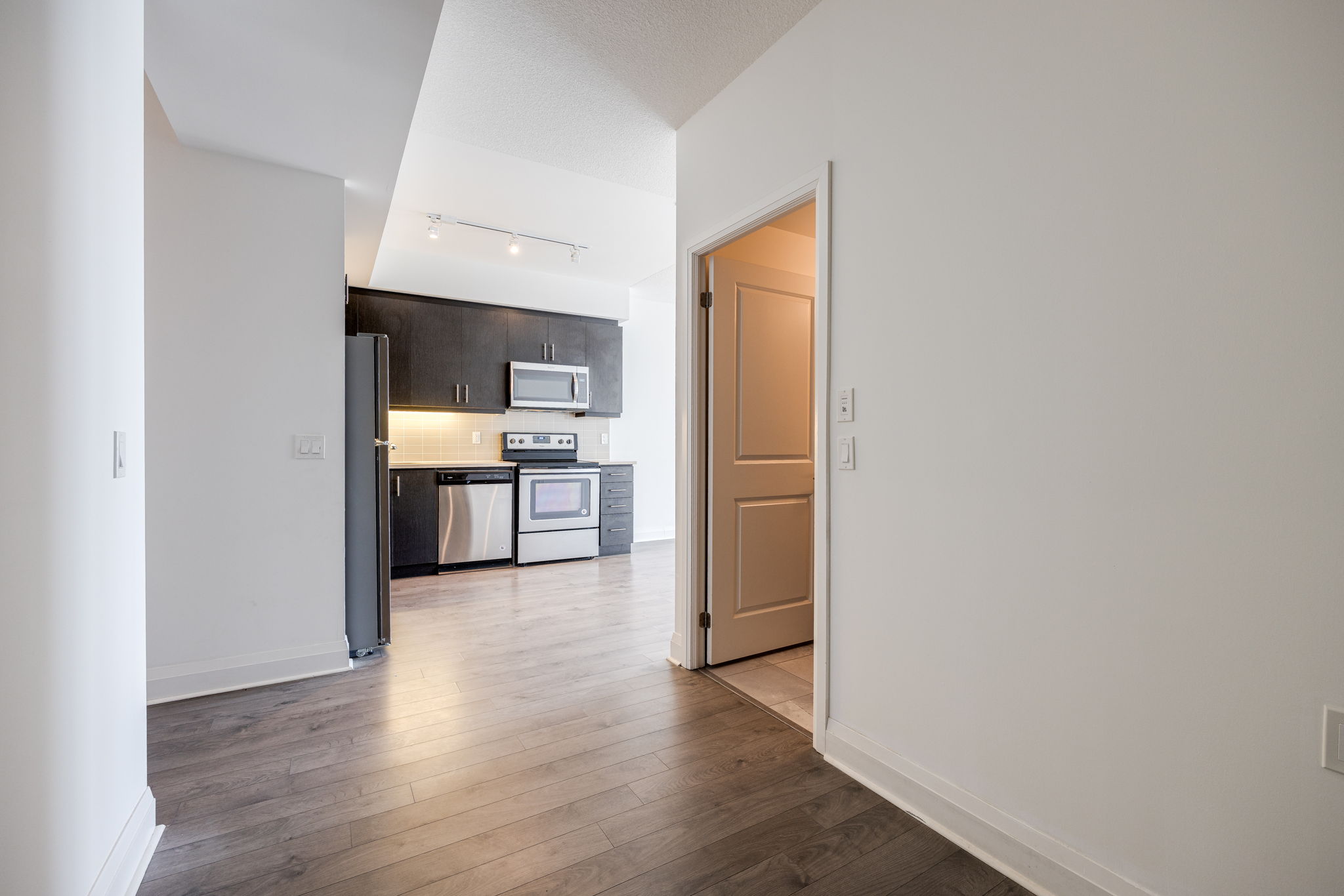 Toronto property showcase — delivered property photograph 13