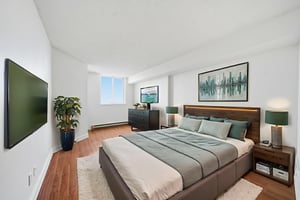 _DSC6043 virtually staged.jpeg