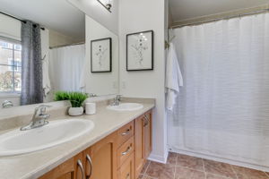  Photo 36