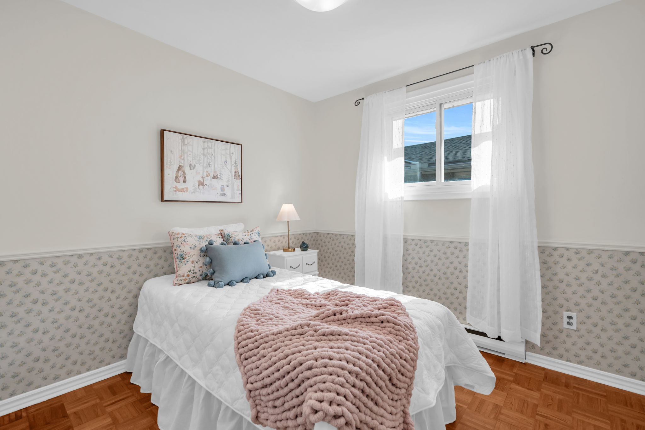  Photo 34