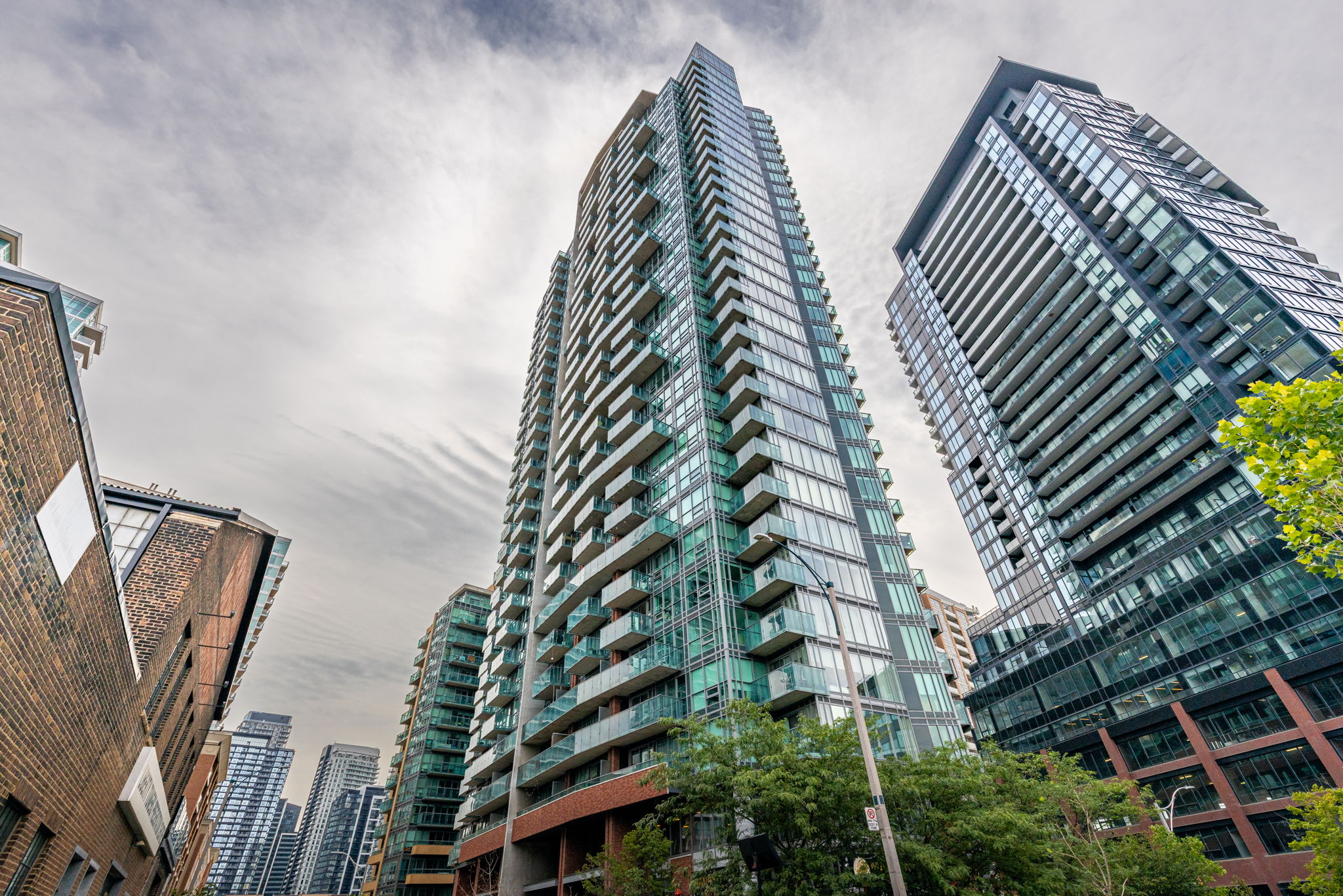 Toronto property showcase — delivered property photograph 3