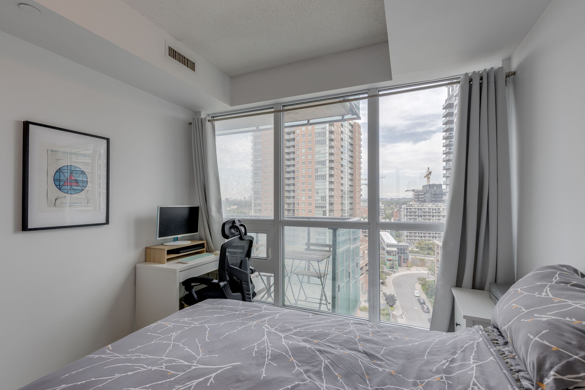 Toronto property showcase — delivered property photograph 18