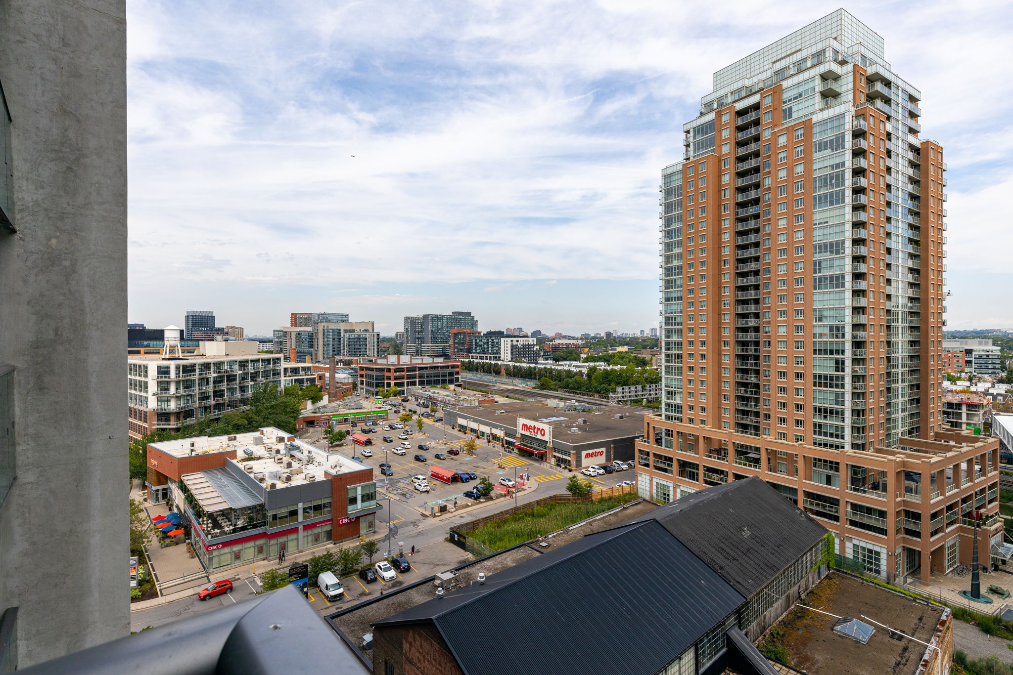 Toronto property showcase — delivered property photograph 25