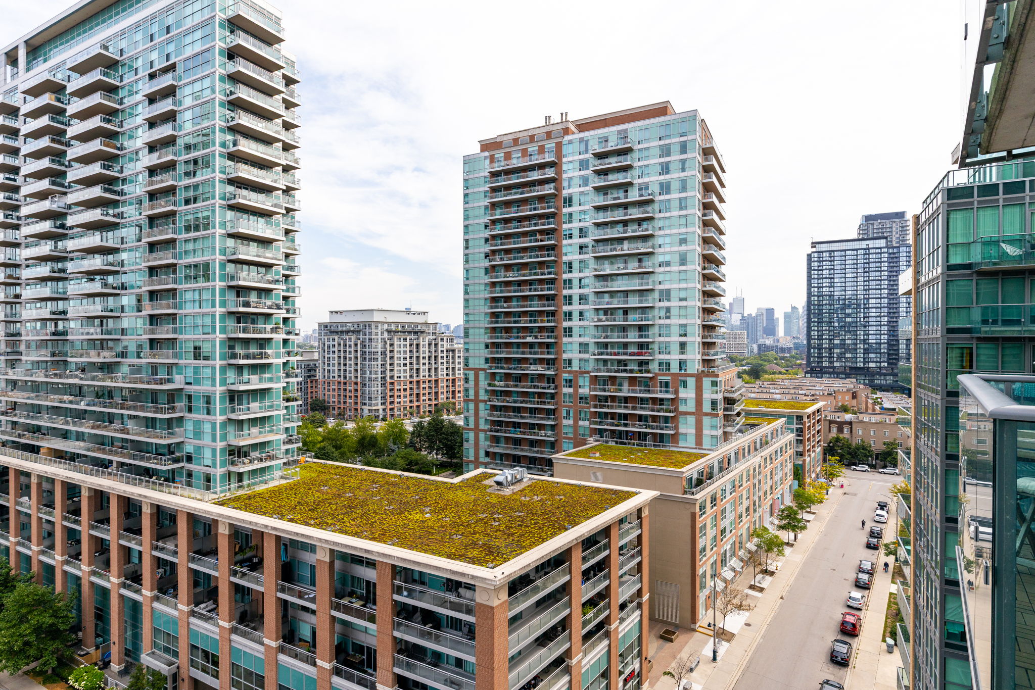 Toronto property showcase — delivered property photograph 27