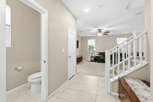  Photo 40