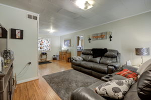 4 Living Room