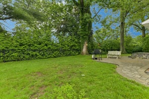 High St-S2406-031.jpg