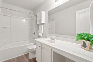  Photo 23
