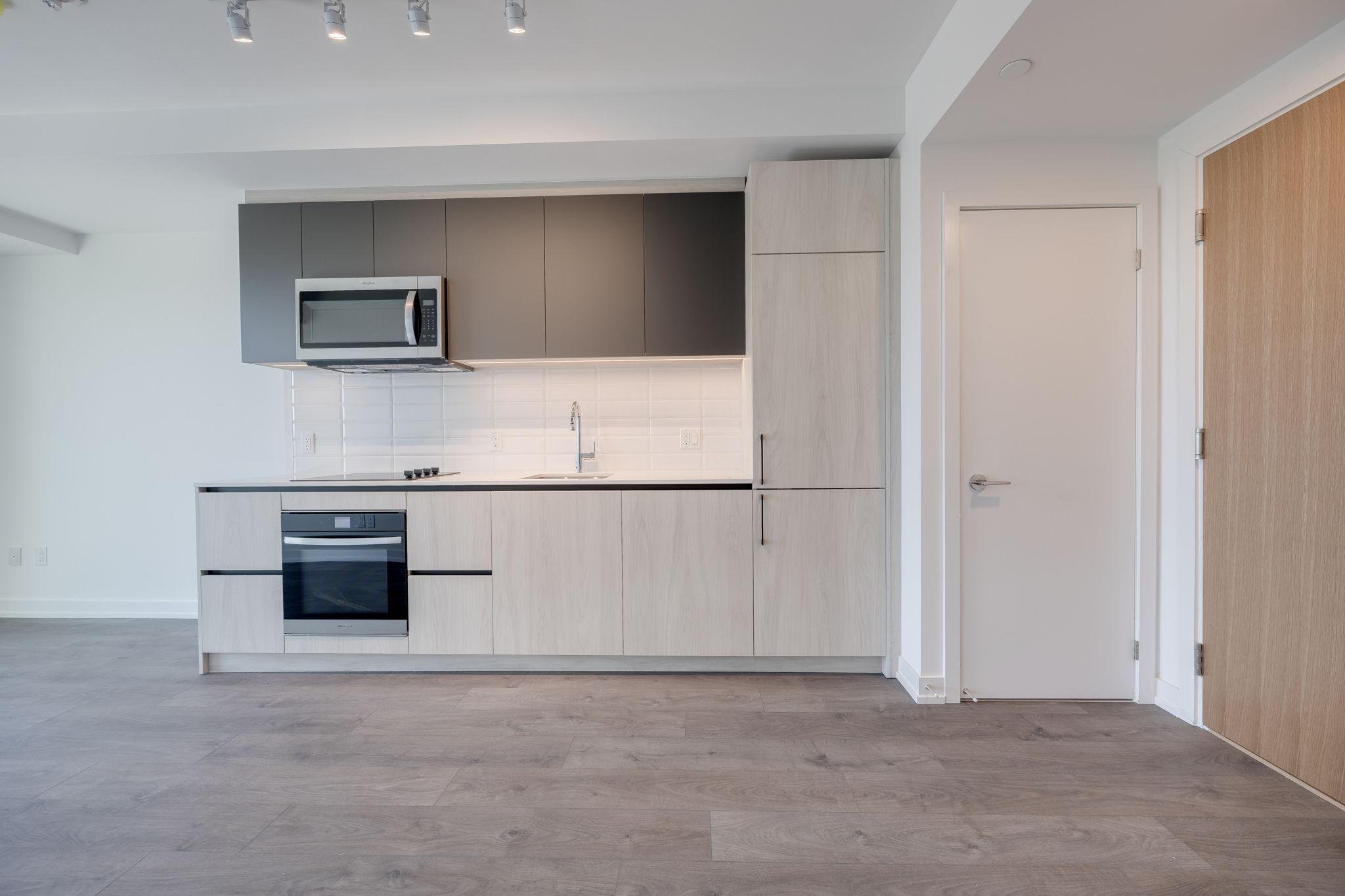 Toronto property showcase — delivered property photograph 5