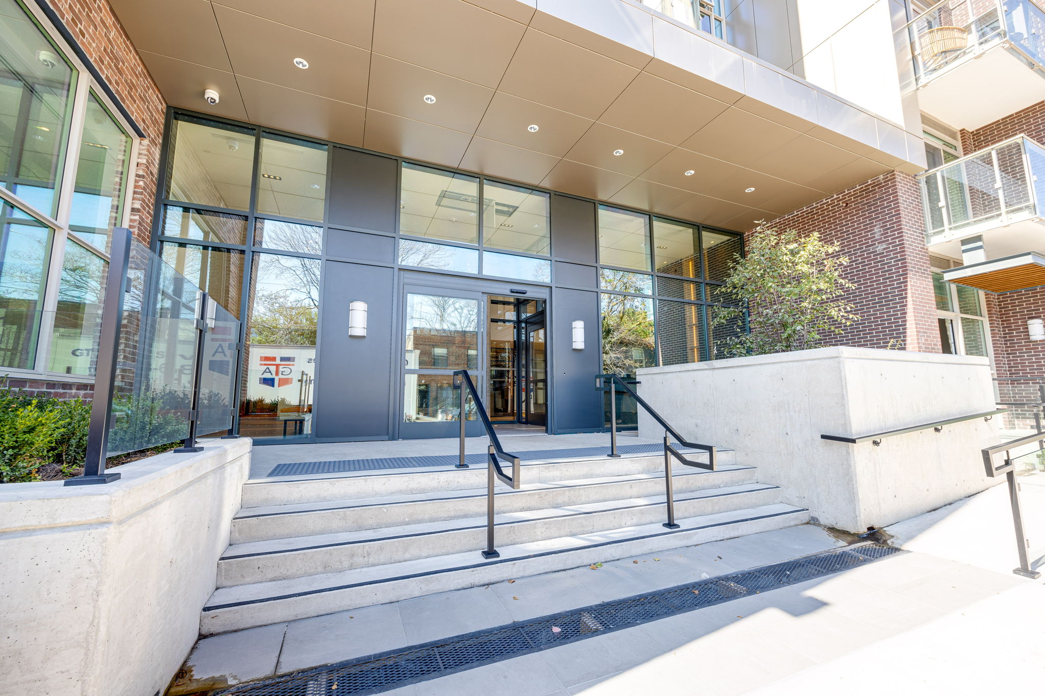 Toronto property showcase — delivered property photograph 2