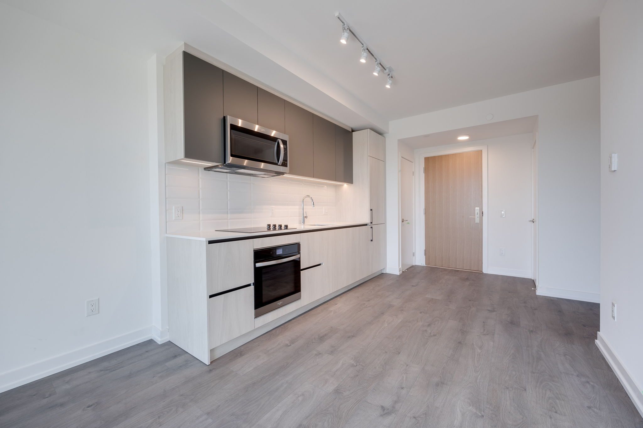 Toronto property showcase — delivered property photograph 7