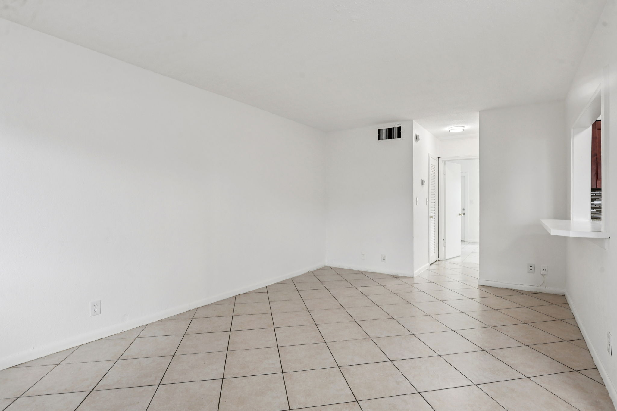 NE 38th St-Apt 7-S1704-010