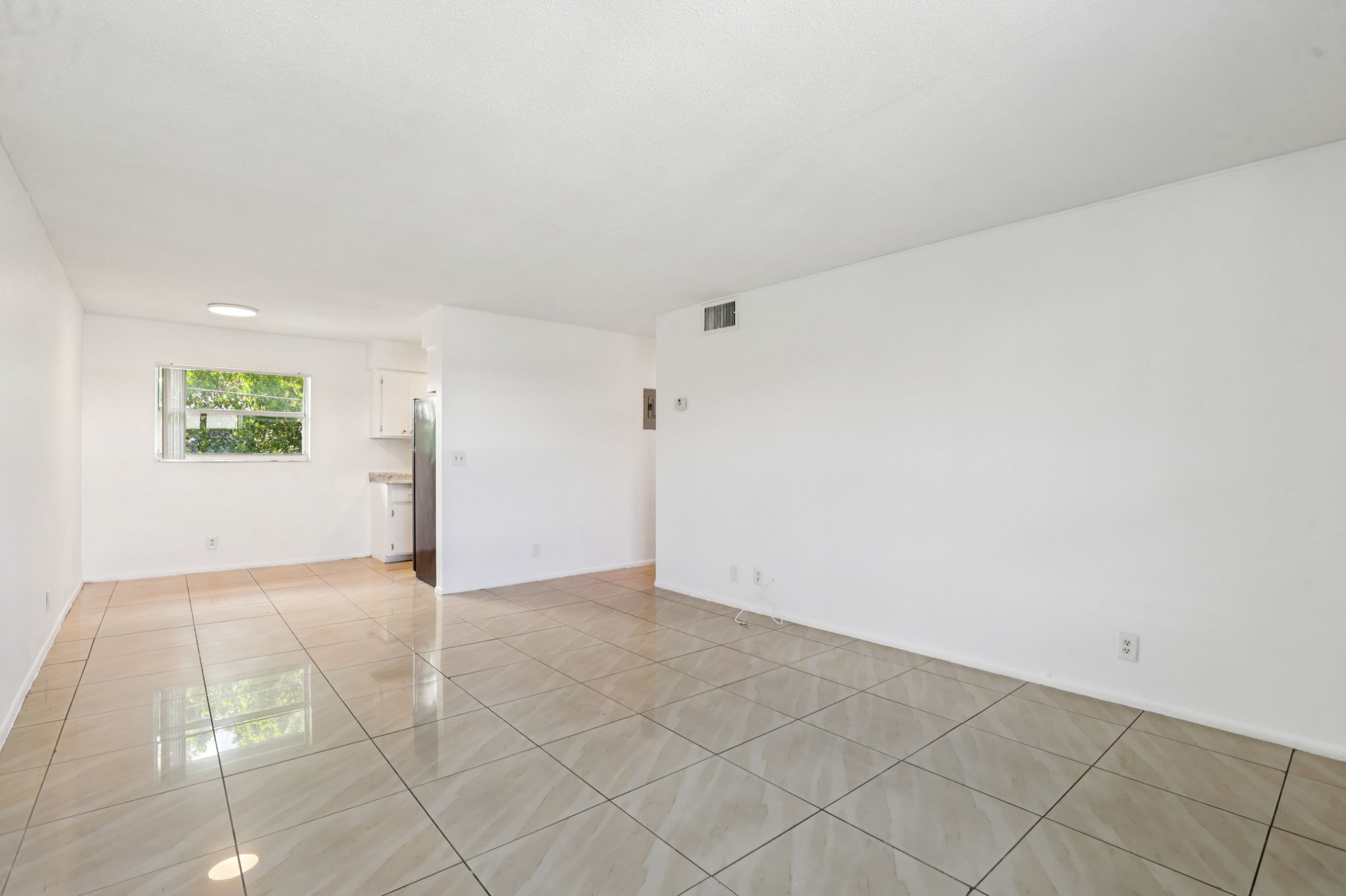 NE 38th St-Apt 14-S1704-006