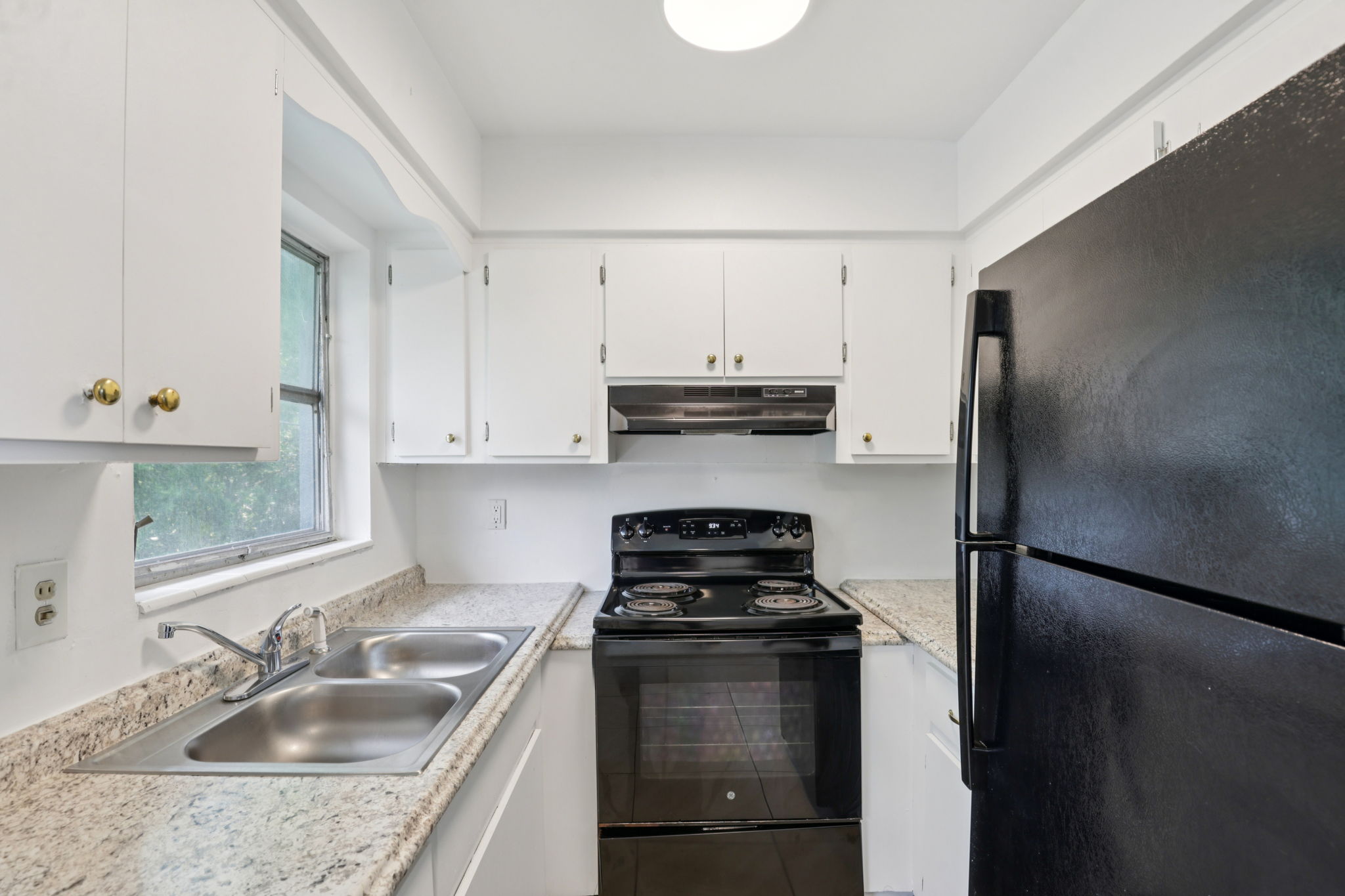 NE 38th St-Apt 14-S1704-014