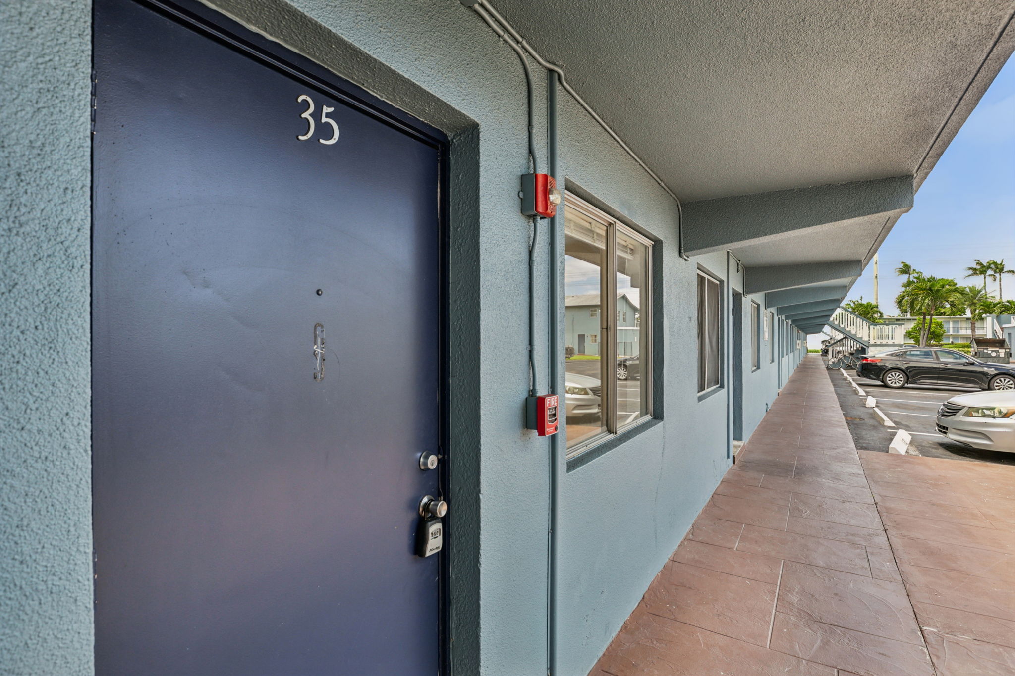 NE 38th St-Apt 35-S1704-002
