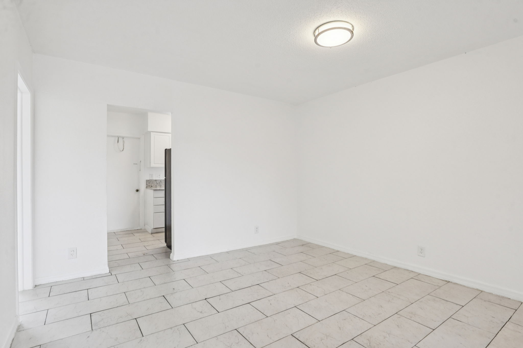 NE 38th St-Apt 35-S1704-012